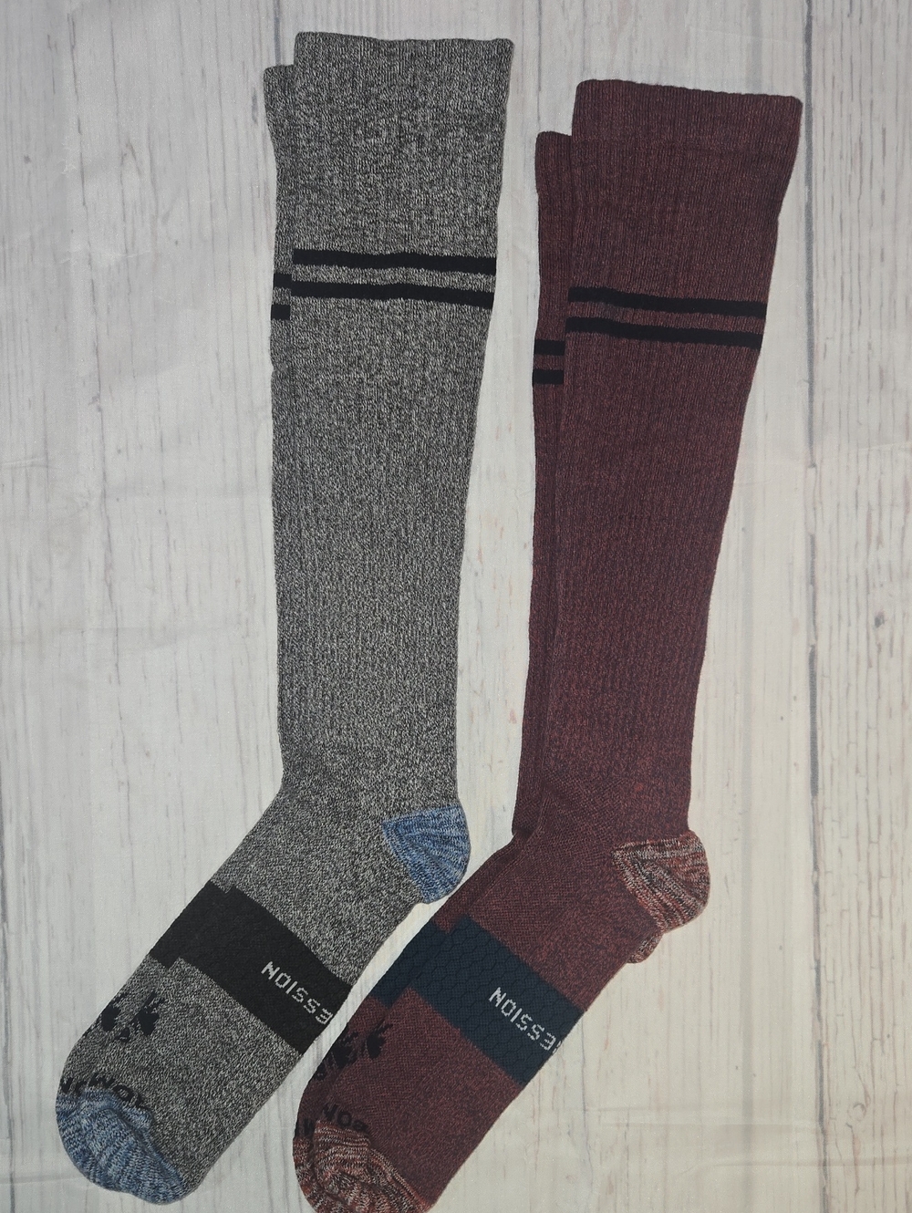 Bombas Compression Knee-High Socks XL - Gray & Burgundy